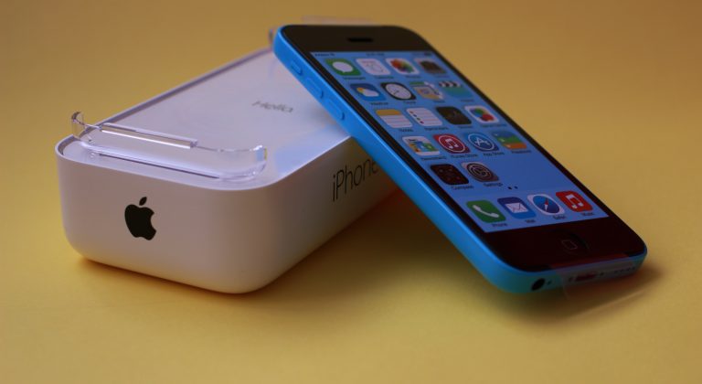 Apple iPhone 15 ar putea încorpora cel mai avansat senzor de imagine de la Sony; este așteptată și camera Periscope