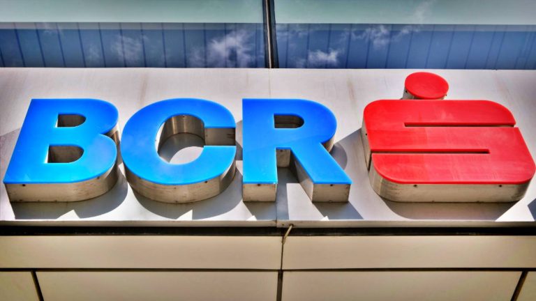BCR Romania: Notificarea IMPORTANTA Transmisa Clientilor din Romania Azi
